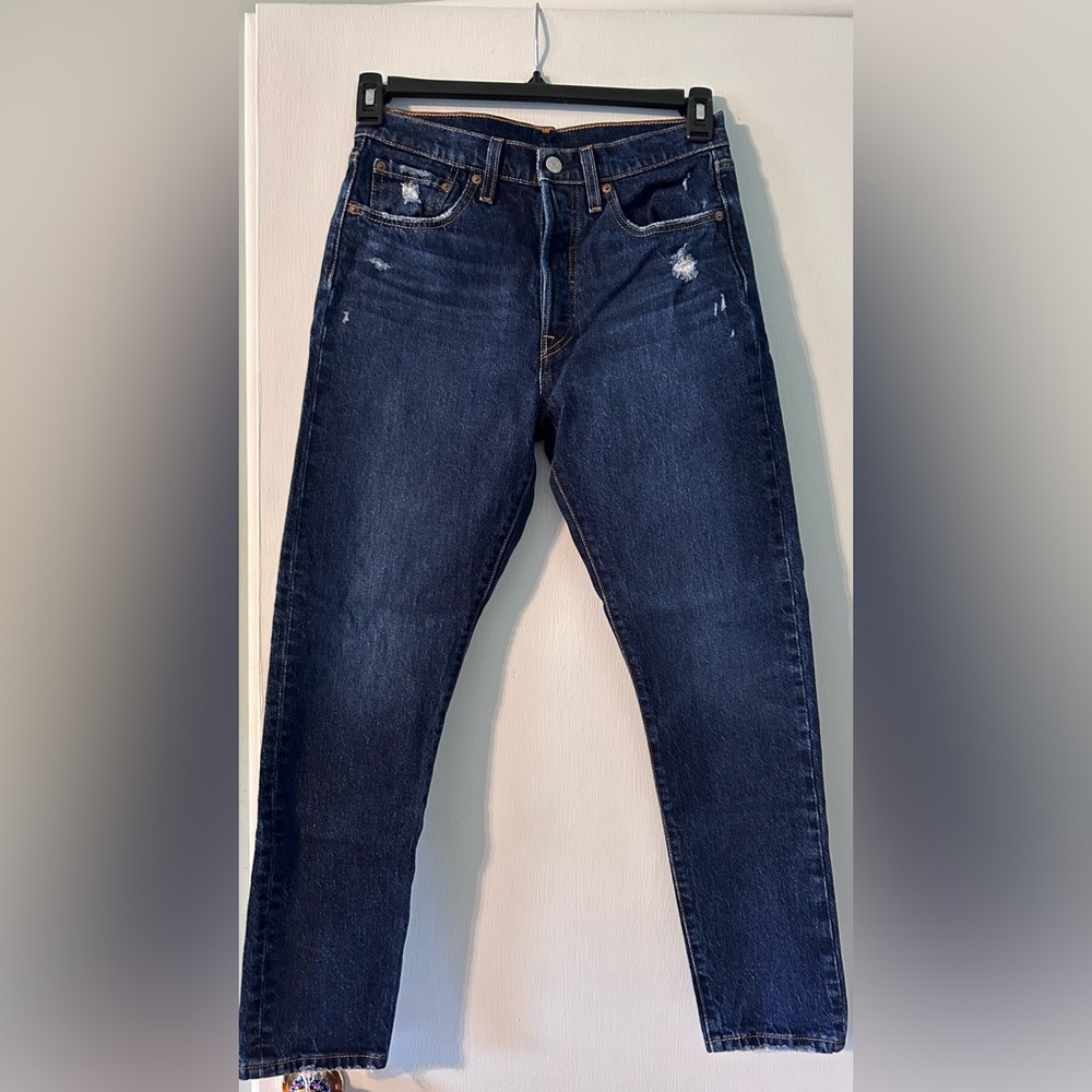 Women’s levi’s jeans
